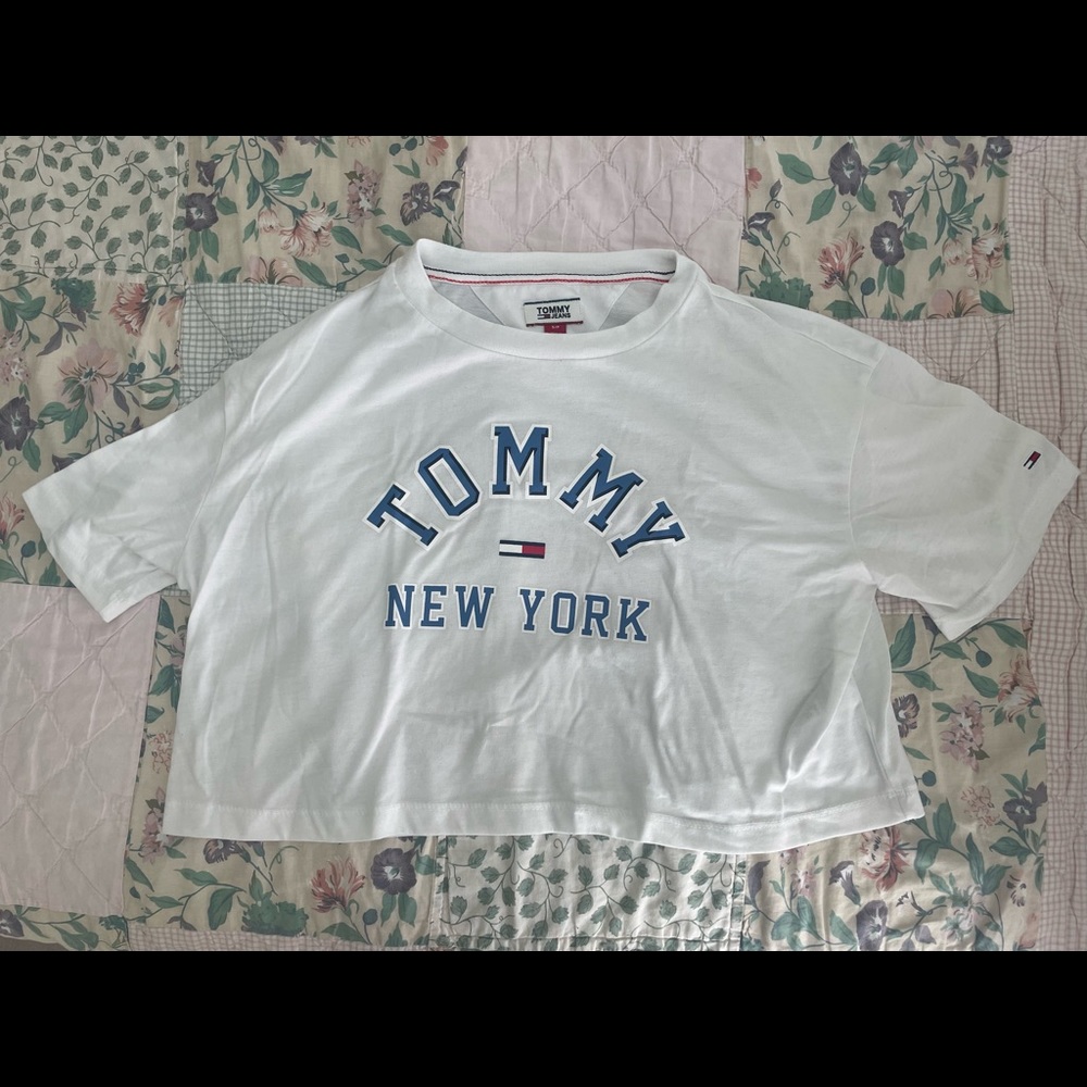 Tommy Hilfiger New York White Cropped T-shirt